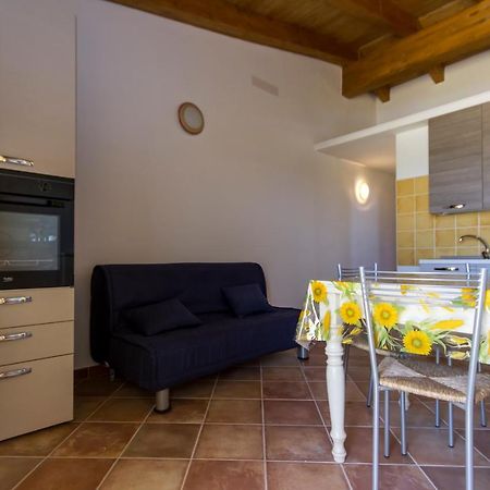 Residence Aquafantasy Isola Rossa Εξωτερικό φωτογραφία